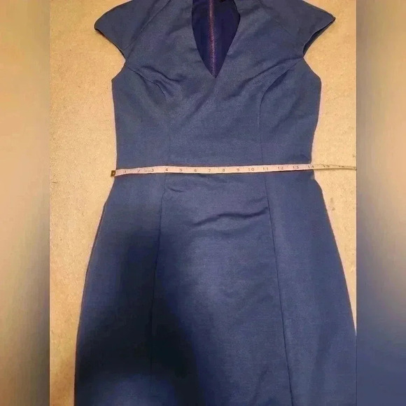 Alexia Admore cap sleeve dress, size L - Picture 10 of 11